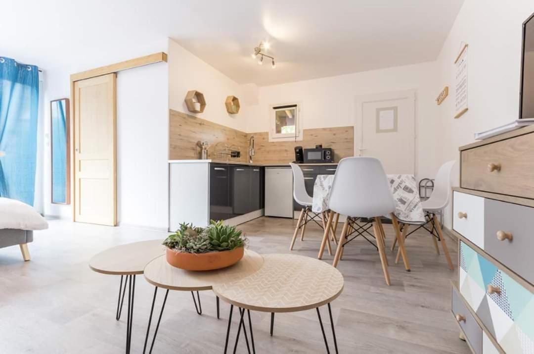 Le studio du Pressoir Gisay Esterno foto